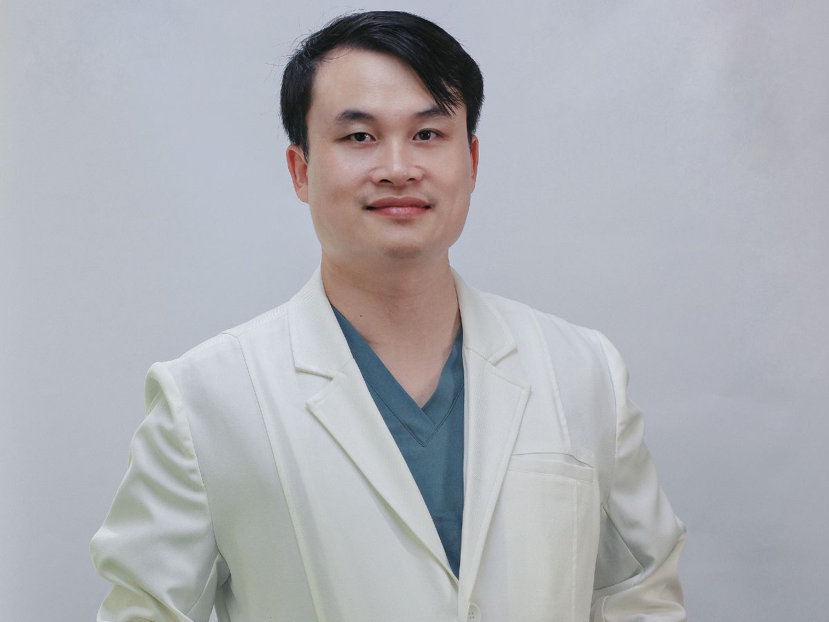 Hình ảnh bác sĩ Trần Đình Phượng