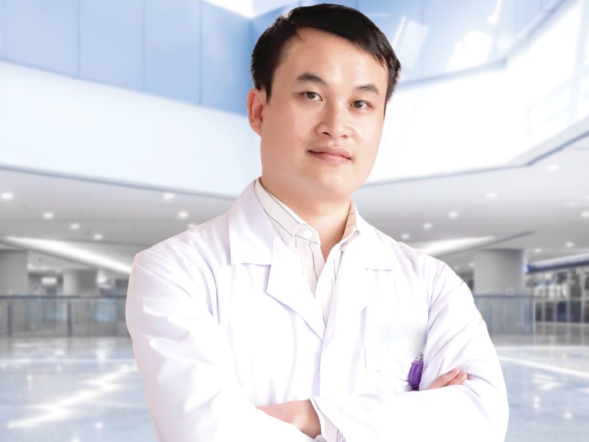 Phẫu thuật sụp mí mắt an toàn tại bác sĩ Trần Đình Phượng