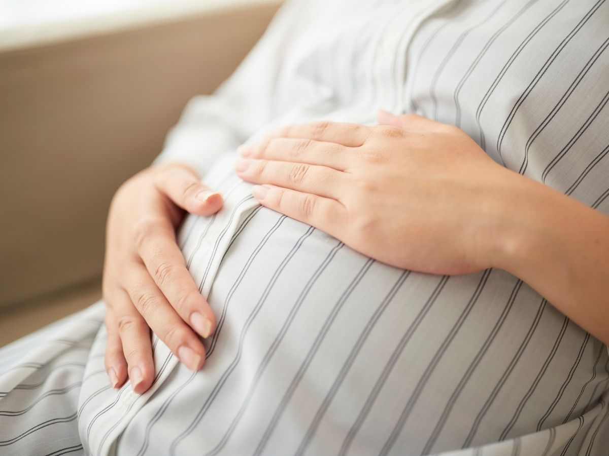 Nguyên nhân gây ra khe hở vòm có thể xuất phát do thai kỳ của mẹ