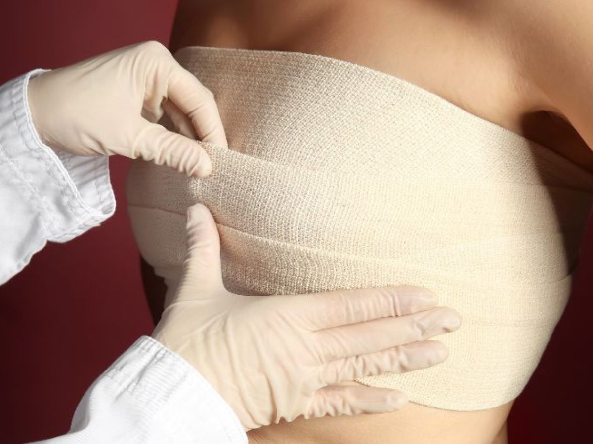 Cách chăm sóc hậu phẫu tháo túi ngực mang lại hiệu quả tốt nhất
